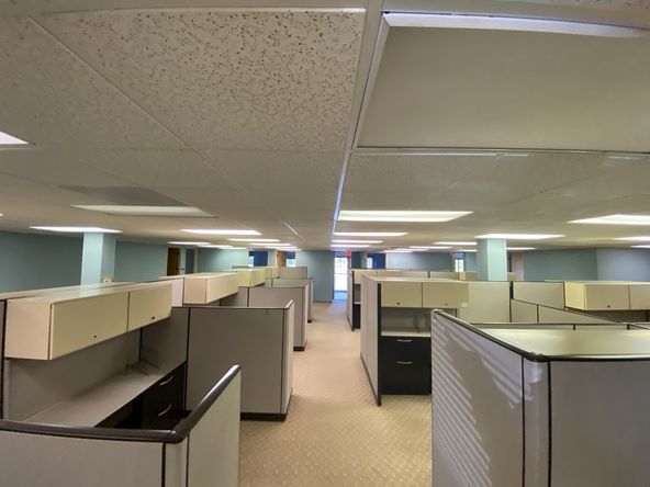 6418 Lima Rd, Fort Wayne, IN 46818